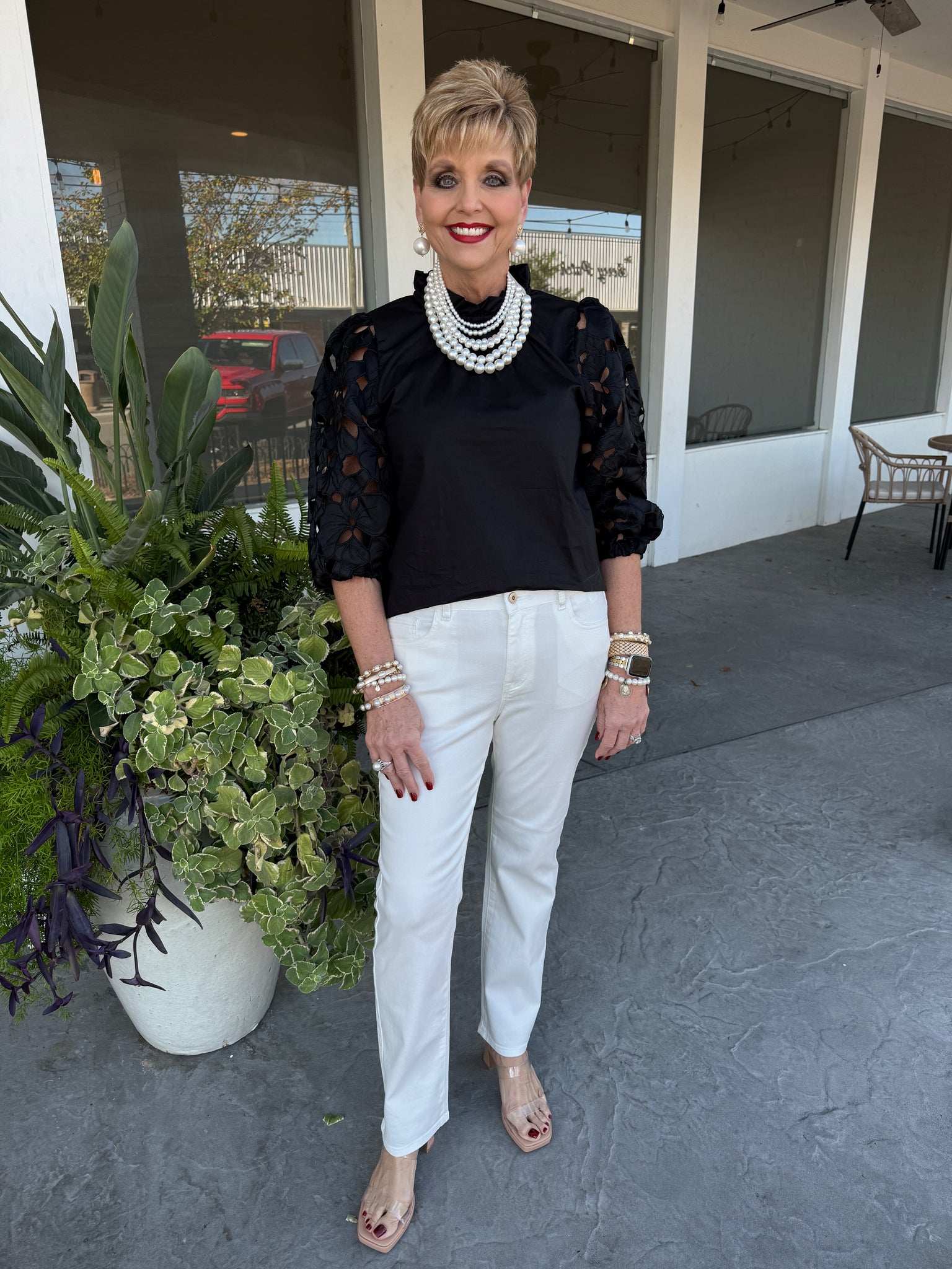 THML EYELET DETAIL TOP - BLACK