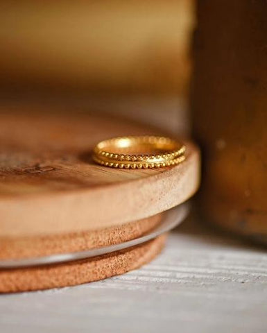 TJD Lynda Dotted Ring